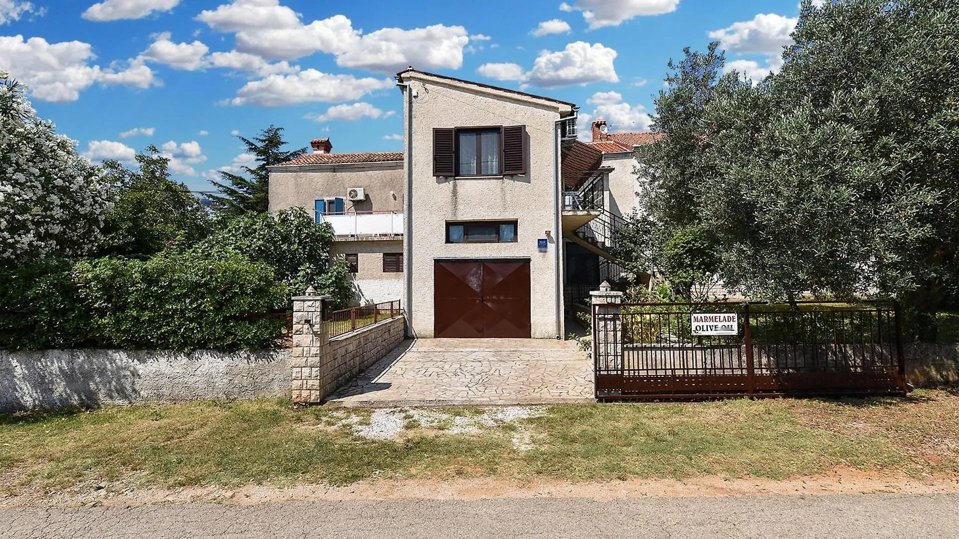 Apartment Mauro 2360 Rakalj