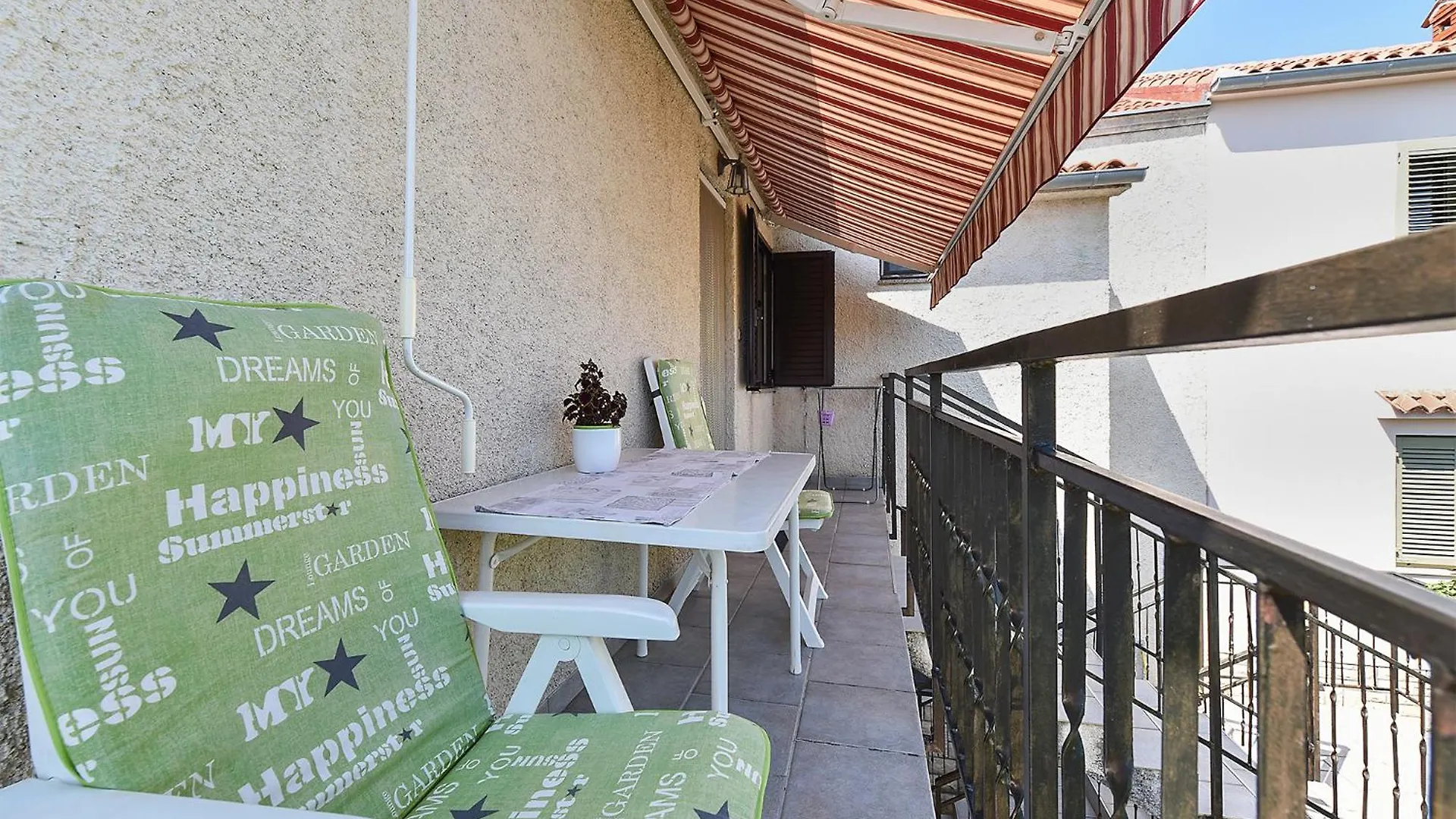 Apartment Mauro 2360 Rakalj